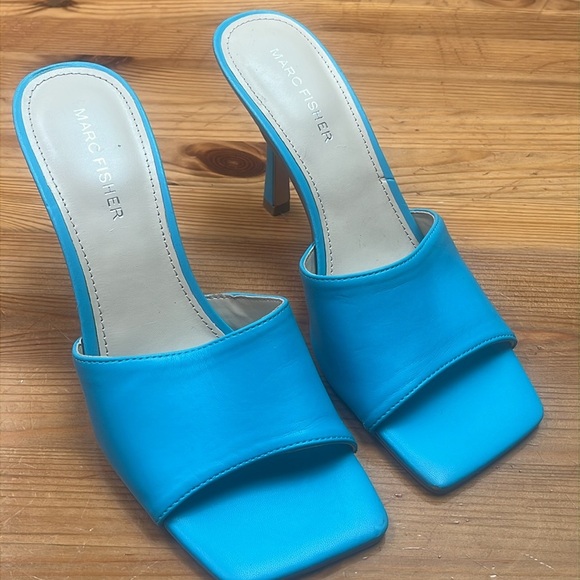 MARC FISHER 💙 Danita Heeled Sandal, slip on turquoise sky sea, Hawaiian Blue 8.5 - Picture 6 of 12